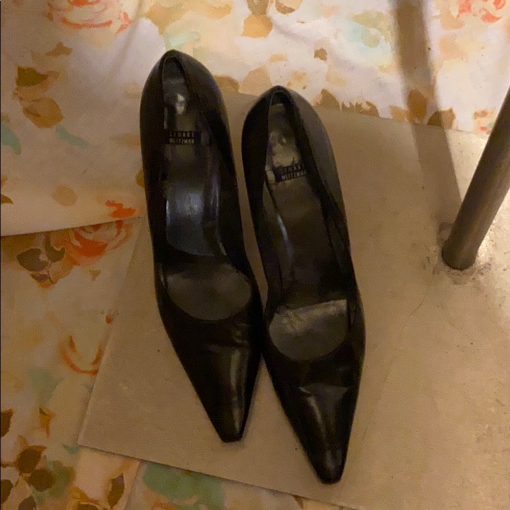 Stuart Weitzman black pump